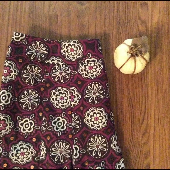 Loft cotton geometric print lined skirt. - Picture 3 of 3